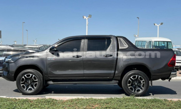 Buy Used Toyota Hilux Black Car in Import - Dubai in Clarendon Buy Used Toyota Hilux Black Car in Import - Dubai in Clarendon