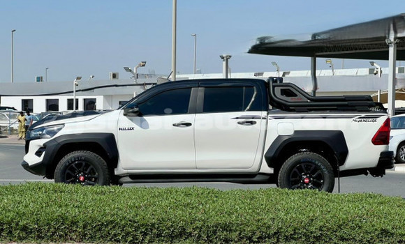 Buy Used Toyota Hilux White Car in Import - Dubai in Clarendon Buy Used Toyota Hilux White Car in Import - Dubai in Clarendon
