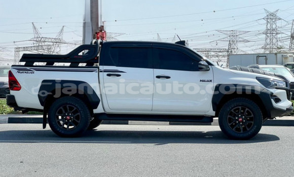 Buy Used Toyota Hilux White Car in Import - Dubai in Clarendon Buy Used Toyota Hilux White Car in Import - Dubai in Clarendon