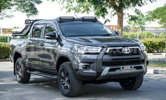 Buy Used Toyota Hilux Black Car in Import - Dubai in Clarendon Buy Used Toyota Hilux Black Car in Import - Dubai in Clarendon