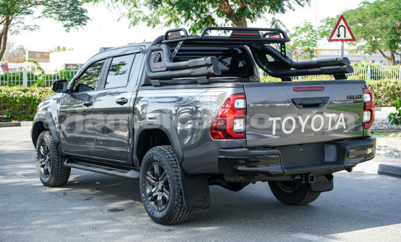 Buy Used Toyota Hilux Black Car in Import - Dubai in Clarendon Buy Used Toyota Hilux Black Car in Import - Dubai in Clarendon