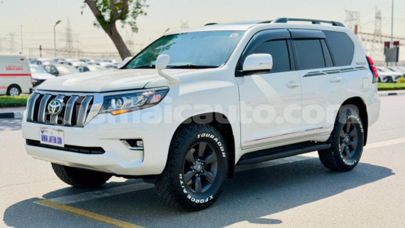 Big with watermark toyota land cruiser prado clarendon import dubai 5481
