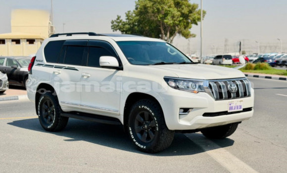 Buy Used Toyota Land Cruiser Prado White Car in Import - Dubai in Clarendon Buy Used Toyota Land Cruiser Prado White Car in Import - Dubai in Clarendon