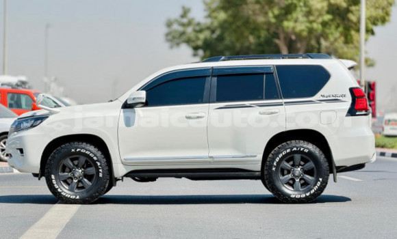 Buy Used Toyota Land Cruiser Prado White Car in Import - Dubai in Clarendon Buy Used Toyota Land Cruiser Prado White Car in Import - Dubai in Clarendon