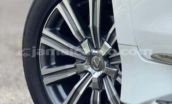 Buy Used Lexus LX 570 White Car in Kingston in Kingston Buy Used Lexus LX 570 White Car in Kingston in Kingston