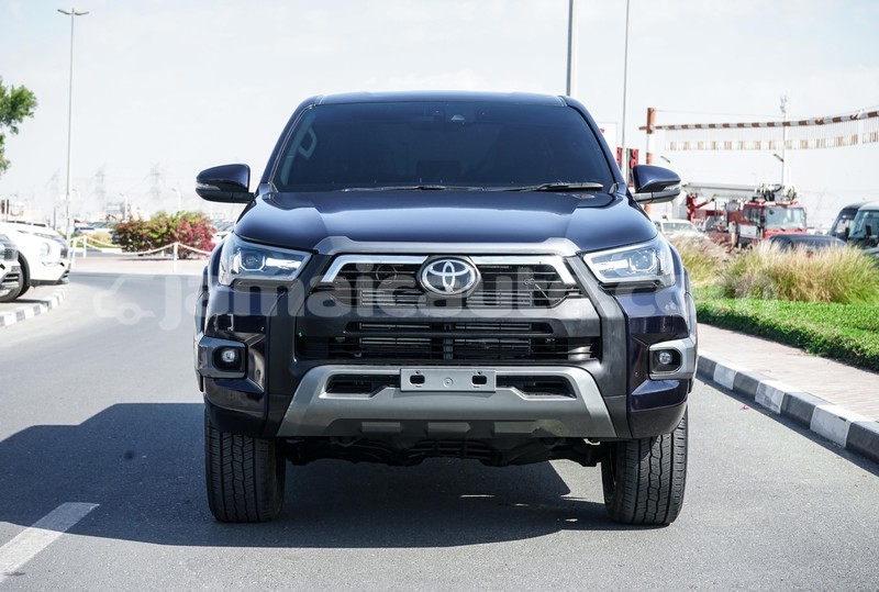 Big with watermark toyota hilux clarendon import dubai 5483