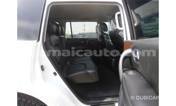 Buy Import Nissan Patrol White Car in Import - Dubai in Clarendon Buy Import Nissan Patrol White Car in Import - Dubai in Clarendon