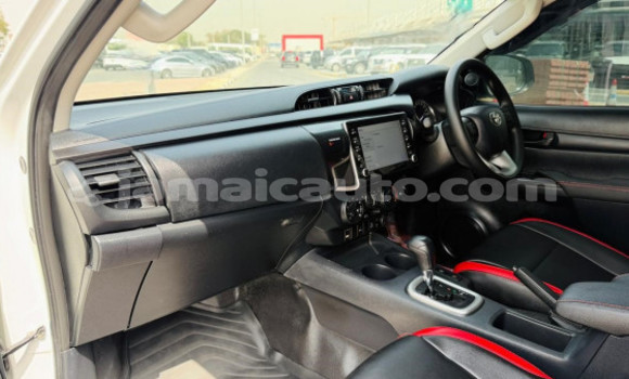 Buy Used Toyota Hilux White Car in Import - Dubai in Clarendon Buy Used Toyota Hilux White Car in Import - Dubai in Clarendon