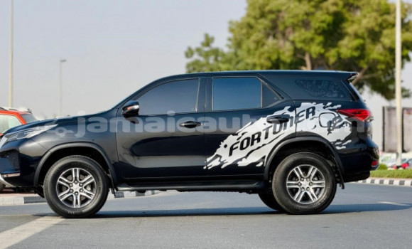 Buy Used Toyota Fortuner Black Car in Import - Dubai in Clarendon Buy Used Toyota Fortuner Black Car in Import - Dubai in Clarendon