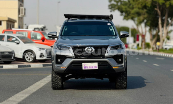 Buy Used Toyota Fortuner Silver Car in Import - Dubai in Clarendon Buy Used Toyota Fortuner Silver Car in Import - Dubai in Clarendon