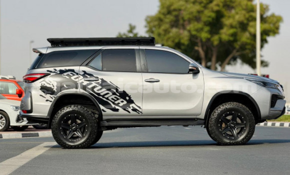 Buy Used Toyota Fortuner Silver Car in Import - Dubai in Clarendon Buy Used Toyota Fortuner Silver Car in Import - Dubai in Clarendon