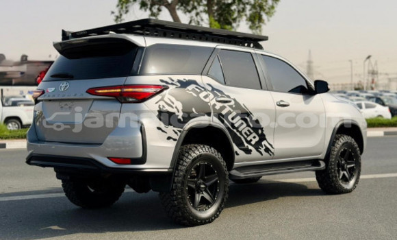 Buy Used Toyota Fortuner Silver Car in Import - Dubai in Clarendon Buy Used Toyota Fortuner Silver Car in Import - Dubai in Clarendon