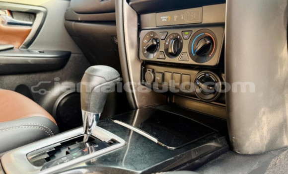 Buy Used Toyota Fortuner Silver Car in Import - Dubai in Clarendon Buy Used Toyota Fortuner Silver Car in Import - Dubai in Clarendon