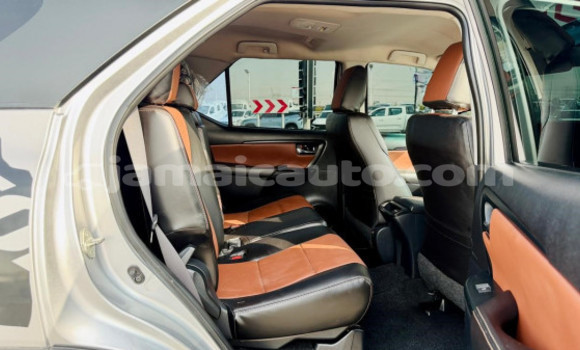 Buy Used Toyota Fortuner Silver Car in Import - Dubai in Clarendon Buy Used Toyota Fortuner Silver Car in Import - Dubai in Clarendon