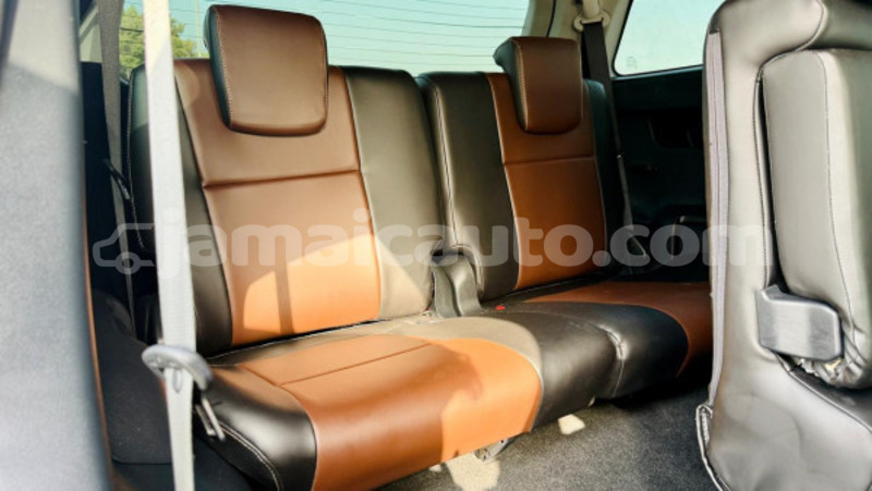 Big with watermark toyota fortuner clarendon import dubai 5495