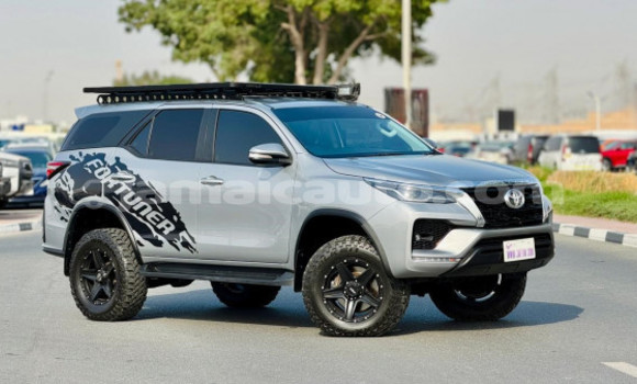 Buy Used Toyota Fortuner Silver Car in Import - Dubai in Clarendon Buy Used Toyota Fortuner Silver Car in Import - Dubai in Clarendon