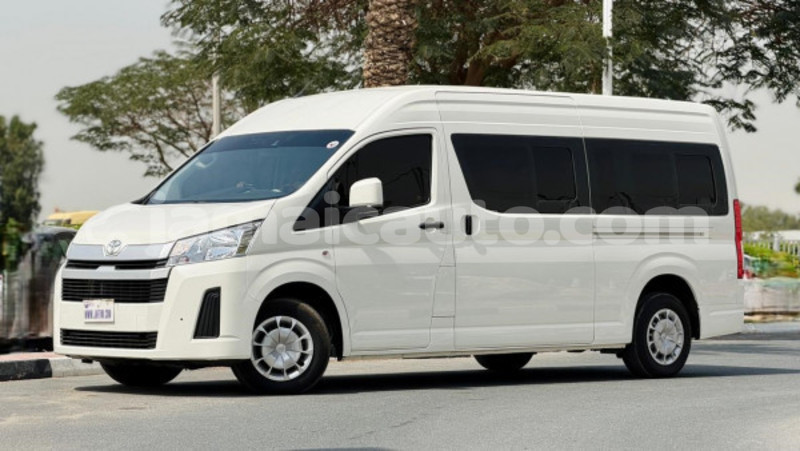 Big with watermark toyota hiace clarendon import dubai 5496
