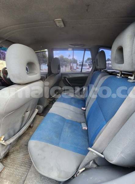 Big with watermark toyota rav4 clarendon import dubai 5515