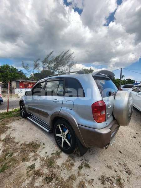 Big with watermark toyota rav4 clarendon import dubai 5515