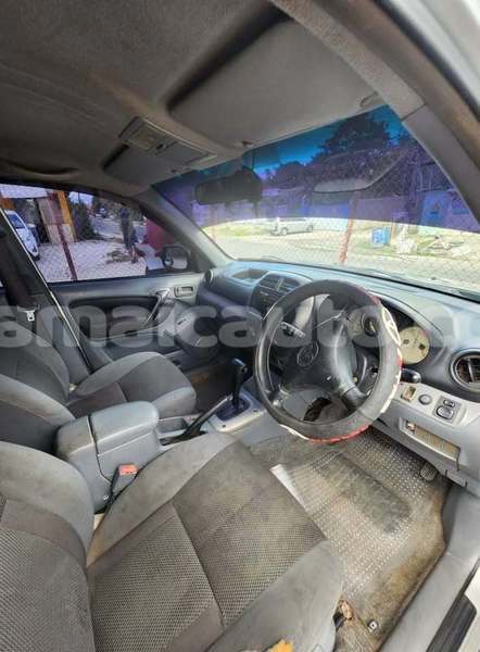 Big with watermark toyota rav4 clarendon import dubai 5515