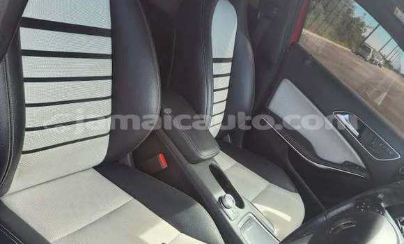 Buy Used Mercedes-Benz 190 Red Car in Kingston in Kingston Buy Used Mercedes-Benz 190 Red Car in Kingston in Kingston