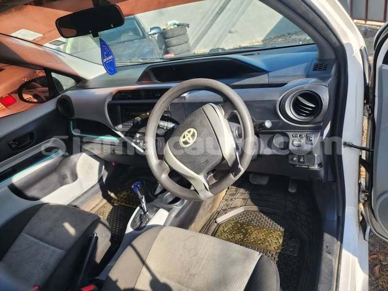 Big with watermark toyota aqua portland port antonio 5524