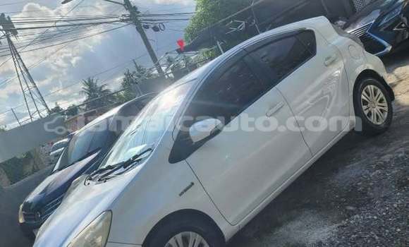 Buy Used Toyota Aqua White Car in Port Antonio in Portland Buy Used Toyota Aqua White Car in Port Antonio in Portland