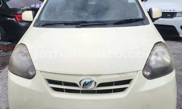 Buy Used Daihatsu Mira White Car in Falmouth in Trelawney
