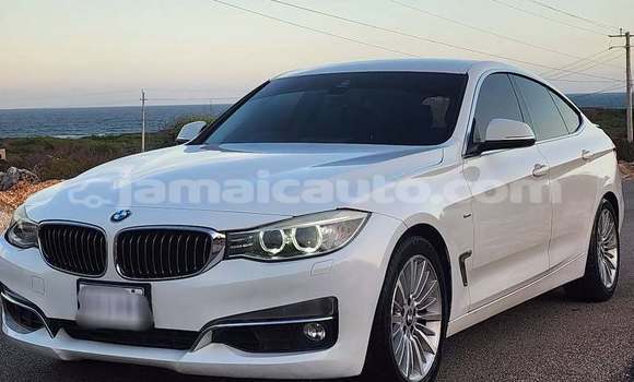 Buy Used BMW 2er Grand Tourer White Car in May Pen in Clarendon