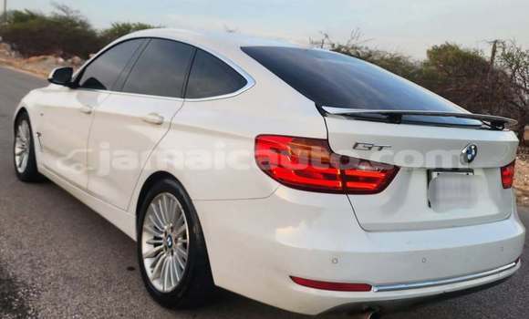 Buy Used BMW 2er Grand Tourer White Car in May Pen in Clarendon Buy Used BMW 2er Grand Tourer White Car in May Pen in Clarendon
