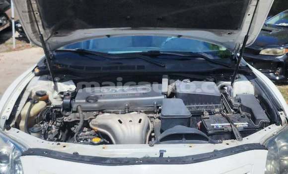 Buy Used Toyota Camry White Car in May Pen in Clarendon Buy Used Toyota Camry White Car in May Pen in Clarendon