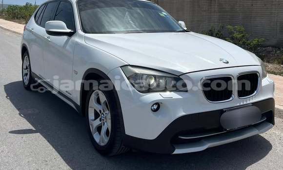 Buy Used BMW X1 White Car in May Pen in Clarendon Buy Used BMW X1 White Car in May Pen in Clarendon