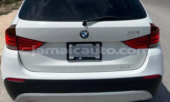Buy Used BMW X1 White Car in May Pen in Clarendon Buy Used BMW X1 White Car in May Pen in Clarendon