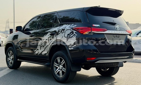 Buy Used Toyota Fortuner Black Car in Import - Dubai in Clarendon Buy Used Toyota Fortuner Black Car in Import - Dubai in Clarendon
