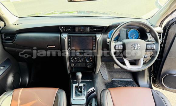 Buy Used Toyota Fortuner Black Car in Import - Dubai in Clarendon Buy Used Toyota Fortuner Black Car in Import - Dubai in Clarendon