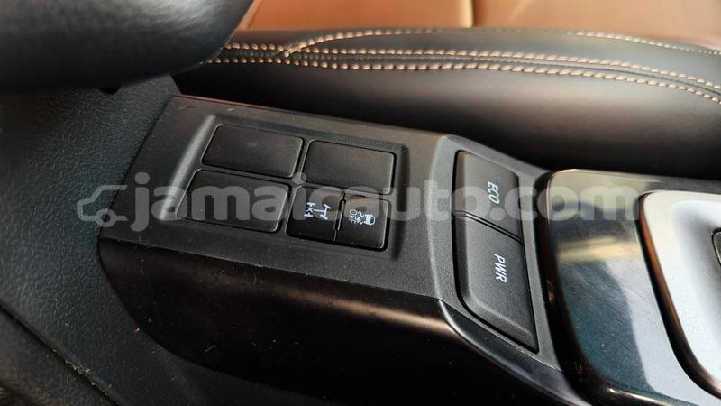 Big with watermark toyota fortuner clarendon import dubai 5553