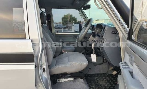 Buy Used Toyota Land Cruiser Silver Car in Kingston in Kingston Buy Used Toyota Land Cruiser Silver Car in Kingston in Kingston