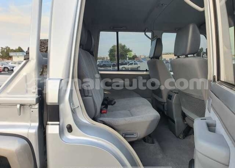 Big with watermark toyota land cruiser kingston kingston 5559