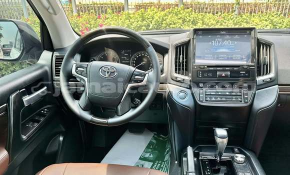 Buy Used Toyota Land Cruiser White Car in Albert Town in Trelawney Buy Used Toyota Land Cruiser White Car in Albert Town in Trelawney