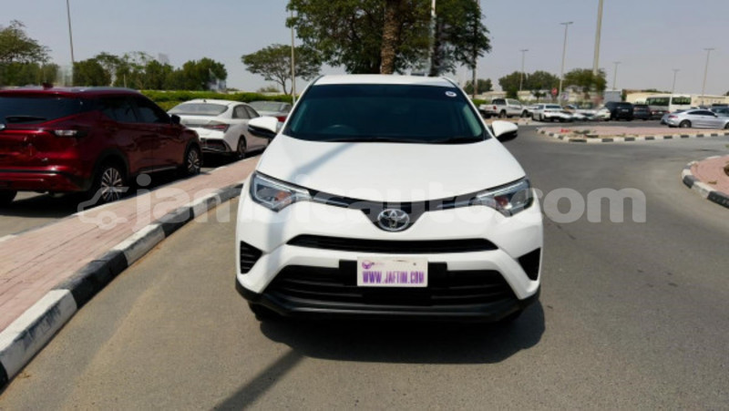 Big with watermark toyota rav4 clarendon import dubai 5563