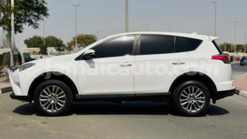 Big with watermark toyota rav4 clarendon import dubai 5563
