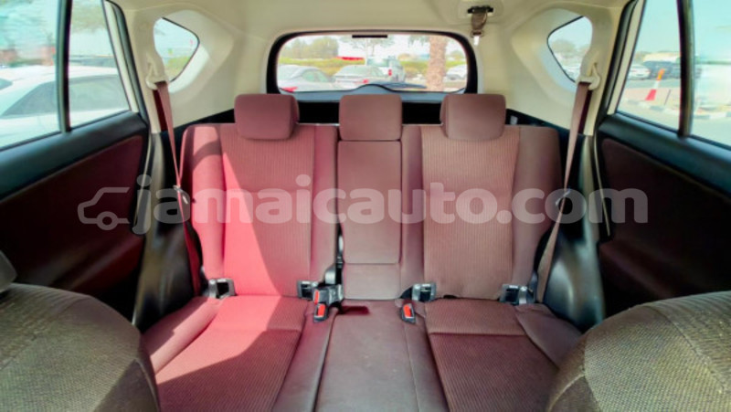 Big with watermark toyota rav4 clarendon import dubai 5563