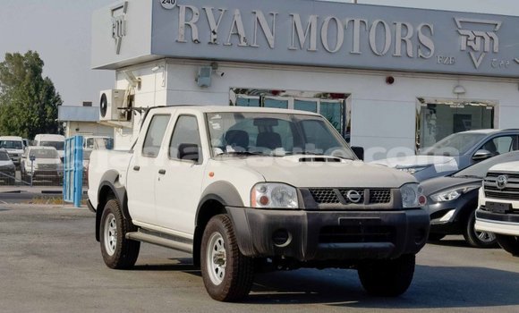 Buy Import Nissan NP 300 White Car in Import - Dubai in Clarendon