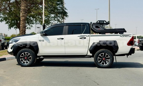 Buy Used Toyota Hilux White Car in Import - Dubai in Clarendon Buy Used Toyota Hilux White Car in Import - Dubai in Clarendon