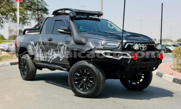Buy Used Toyota Hilux Silver Car in Import - Dubai in Clarendon Buy Used Toyota Hilux Silver Car in Import - Dubai in Clarendon