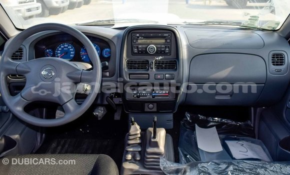 Acheter Import Voiture Nissan NP 300 Blanc à Import - Dubai, Clarendon Acheter Import Voiture Nissan NP 300 Blanc à Import - Dubai, Clarendon