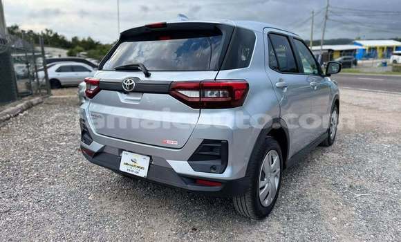 Buy Used Toyota Ractis Other Car in May Pen in Clarendon Buy Used Toyota Ractis Other Car in May Pen in Clarendon