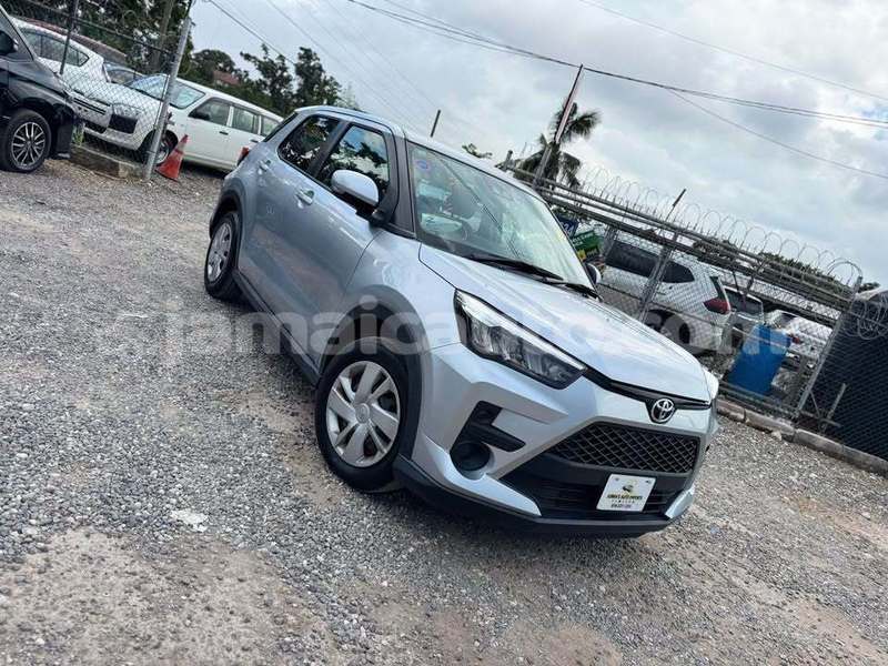 Big with watermark toyota ractis clarendon may pen 5571