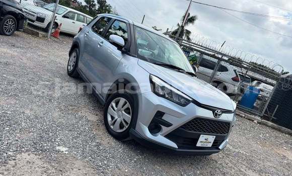 Buy Used Toyota Ractis Other Car in May Pen in Clarendon Buy Used Toyota Ractis Other Car in May Pen in Clarendon