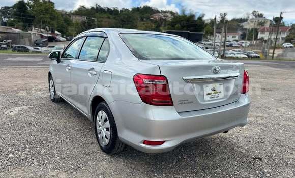 Buy Used Toyota Axio Black Car in May Pen in Clarendon Buy Used Toyota Axio Black Car in May Pen in Clarendon
